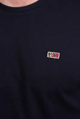 Zdjęcie produktu dla NAPAPIJRI - Koszulka męska z flagą z logo - Rozmiar S