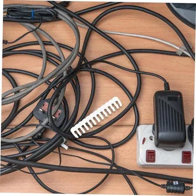 Set von 24 Kabelkammhaltern für PC-Gehäuse, weiß - Kabelorganizerverwaltung