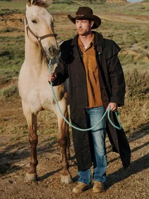 Immagine prodotto di Scippis Longrider Coat - Iconica giacca in pelle di olivo per gli amanti del western