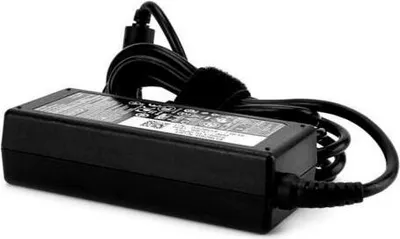 Produktbild von Dell 65W Ladegerät, 19.5V, 3-Pin Adapter