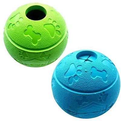 Produktbild von Unzerstörbarer Hundespielball, Leckerliball/Snackball aus Naturkautschuk, interaktive Hundebälle Ø 8,1 cm (1*grün + 1*blau)