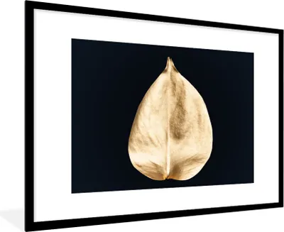 Produktbild von MuchoWow® Gerahmtes Poster Blätter - Schwarz und Gold - Schwarz - Gold - Luxus 90x60 cm - Poster mit Schwarzem Bilderrahmen Wandposter Rahmen Foto Bilder - Wanddekoration - Fotos