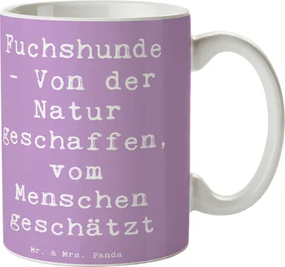 Produktbild von Mr. & Mrs. Panda Kaffeebecher Spruch Fuchshunde Liebe - Lavendeltraum - Geschenk, Gefährten, Kaffeetasse, Foxhound Erziehung, Tasse, Pott, Hunderassen, Hunderasse, Becher