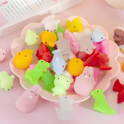 Zdjęcie produktu dla Zestaw MOCHI Squishy Squishies GNIOTKI 50 szt kolorowe miękkie i rozciągliwe figurki antystresowe dla dzieci i dorosłych