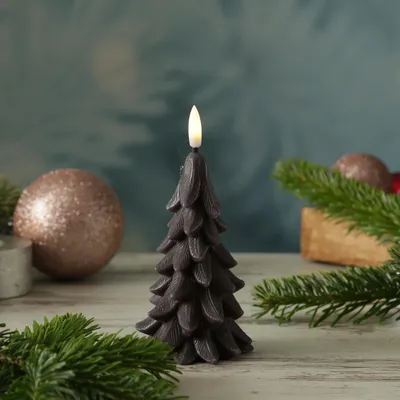 Produktbild von LED Kerze Tannenbaum - Echtwachs - 3D Flamme - inkl. Batterie - H: 16cm - Timer - grau