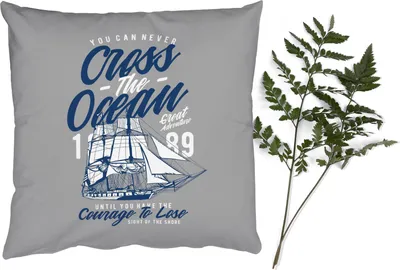 Produktbild von MuchoWow® Zierkissen Sofakissen Wohnzimmer Dekokissen 50x50 cm Segelboot - Grau - Vintage - Komfort - Sofakissen