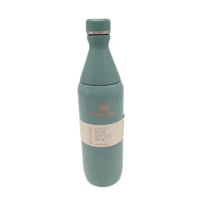 Immagine prodotto di Stanley All Day Slim Drinking Bottle Bottiglia in acciaio inox da 0,6L Bottiglia thermos che si raffredda per 6 ore; ultra leggera