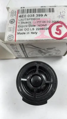 Produktbild von Original AUDI A8 S8 4E Türlautsprecher Hochtöner hinten 4E0035399A