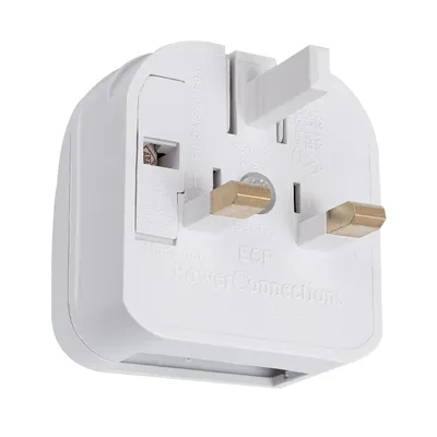 Produktbild von Adapter Flachstecker Typ C auf Stecker Typ G (UK) Weiß