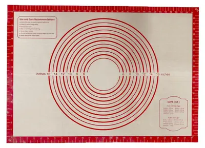 Produktbild von Antihaftbeschichtete, rutschfeste Silikon-Backmatte/Backunterlage, groß 71 x 51 cm - Für Pizza, Brot, Teigausrollen, Kekse - Antihaftbeschichtung, BPA-frei, wiederverwendbar, rutschfest und hitzebeständig (Rot)