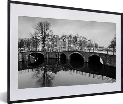Produktbild von MuchoWow® MuchoWow® Gerahmtes Poster Keizersgracht Amsterdam - schwarz und weiß 60x40 cm - Poster mit zchwarzem Bilderrahmen - Schlafzimmer - Plakat in Rahmen - Drucken