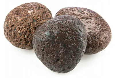 Zdjęcie produktu dla Kamienie dekoracyjne do akwarium Otoczak – porowata lawa, 3–5 cm, brązowo-czarne, 500 g