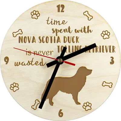 Image de Retriever de Nouvelle-Écosse - horloge avec chien, horloge en bois gravée, horloge personnalisée Art-Dog