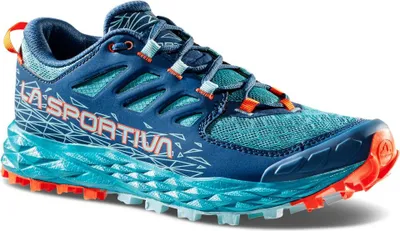 Trailrunning-Schuh "Lycan II Woman" von La Sportiva in Blau mit orangen Akzenten und griffiger Sohle.