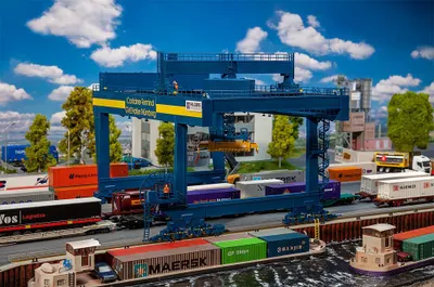 Produktbild von Faller 120291 - 1/87 / H0 Containerbrücke GVZ Hafen Nürnberg - Neu