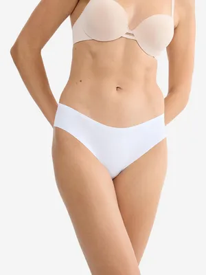Productafbeelding van Triumph dames slip, model Tai, Red Label Smart Invisible, wit, maat 2