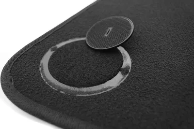 Produktbild von Fußmatten für 1er BMW F20 F21 F22 M1 (2011-2019) Velours Automatten Matten Set in Original Qualität 4-teilig Schwarz