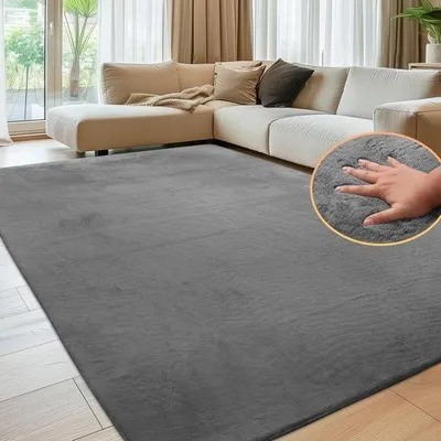 Obrázek produktu pro Uniqoos® Nízko položený koberec z polyesteru s protiskluzovou spodní stranou z PVC – měkký, moderní koberec do obývacího pokoje a ložnice