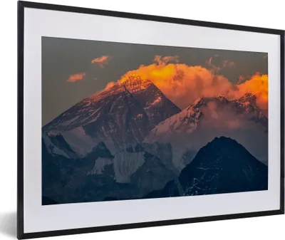 Produktbild von MuchoWow® MuchoWow® Gerahmtes Poster Untergehende Sonne am Mount Everest in Nepal. 60x40 cm - Poster mit zchwarzem Bilderrahmen - Schlafzimmer - Plakat in Rahmen - Drucken
