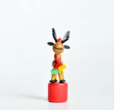 Produktbild von Holzspielzeug Wackelfigur Weihnachtselch Höhe=10,5cm NEU