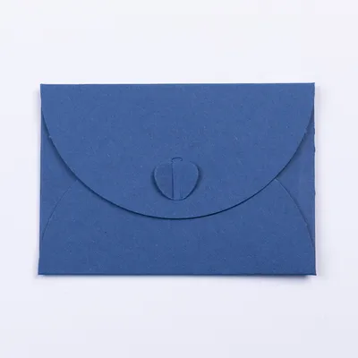 Produktbild von 50 x PresentFill® Mini Briefumschläge mit Herzverschluss - Saphir Blau