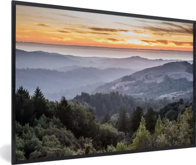 Produktbild von MuchoWow® Gerahmtes Poster Berge - Sonne - Wald - Landschaft 90x60 cm - Poster mit Schwarzem Bilderrahmen Wandposter Rahmen Foto Bilder - Fotorahmen - Foto-Plakat