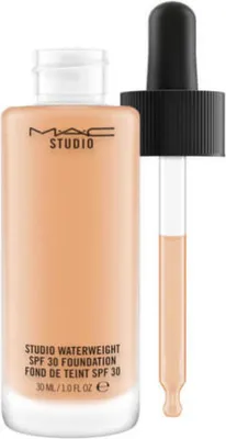 Produktbild von MAC Studio Waterweight Foundation SPF30