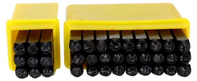 Produktbild von Stanzwerkzeug-Set zum Stempeln von Zahlen und Buchstaben