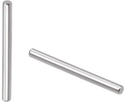 Zdjęcie produktu dla 100 stalowych uchwytów do tabliczek, kolor srebrny, 2 mm x 22 mm – trwałe i praktyczne