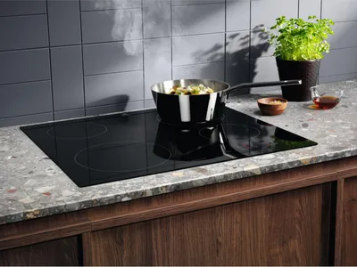 Zdjęcie produktu dla Electrolux EIB60424C, Czarny, Wbudowany, 60 cm, Płyta indukcyjna strefowa, Szkło ceramiczne, 4 stref(y)