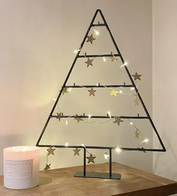 Produktbild von Metallischer Weihnachtsbaum – Schwarz mit Haken und Dekoration