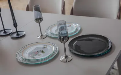 Produktbild von r Auszihbarer Tisch Designer Moderne Esszimmer Textil Stühle