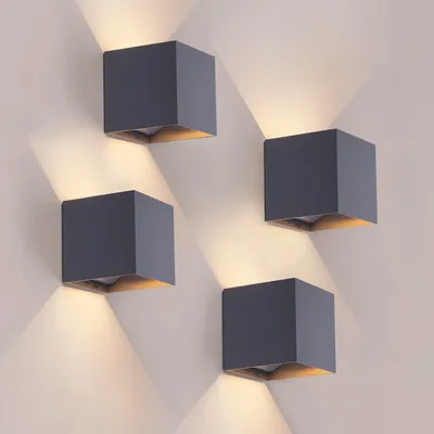 Produktbild von Ledvion - 4er Set, Wandlampe Innen / Aussen, Akku, IP44, Anthrazit, 2700K, Bewegungssensor, Wandlampe Auf und ab Einstellbarer Lichtstrahl, Aluminium, für Wohnzimmer Garten, Tag- und Nachtsensor