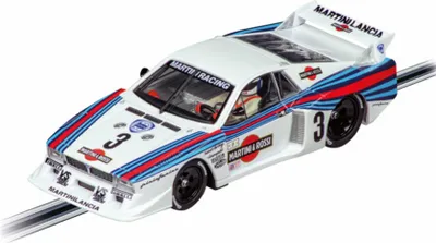 Obrázek produktu pro Carrera Lancia Beta Montecarlo Turbo 'Lancia Martini Racin 1:32