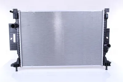 Produktbild von NISSENS 606215 Kühler Wasserkühler Motorkühler für FORD FOCUS III Turnier Kuga Mk2 (DM2) FOCUS III C-Max II (DXA/CB7, DXA/CEU) Grand C-Max