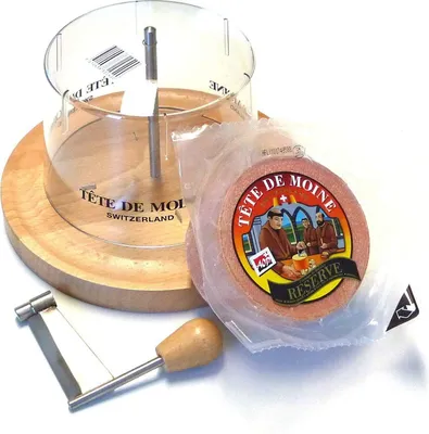 Produktbild von Komplett Set Käsehobel Tete de Moine RESERVE halber Laib Haube