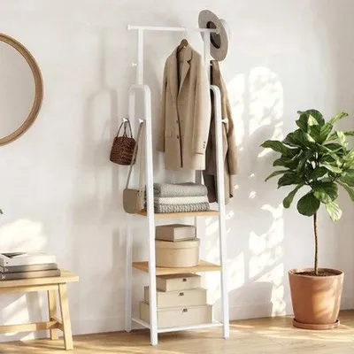 Produktbild von Kleiderstange mit Ablagefläche, freistehende Kleiderstange mit 3 Ablageflächen und 8 Haken, für Jacken, Taschen, Hüte und Schals, geeignet für Eingangsbereich, Schlafzimmer und Flur, weiß und Naturholz. (ACRBN14901)