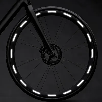Produktbild von Reflexstreifen, Set mit 64 Stück für Fahrradfelgen der Größen 26/27,5/28/29 Zoll, selbstklebende Reflexstreifen für bessere Sichtbarkeit