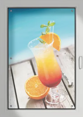 Produktbild von Wallario Lichtschutzbild, Dekorativer Sichtschutz Sonnenschutz 76 x 115 cm mit Motiv: Bunter Cocktail am Pool - Verdunklung ohne Bohren