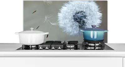 Produktbild von KitchenYeah®  Spritzschutz Küche - Küchenrückwand - Wandschutz für Herd und Spüle - Löwenzahn - Blume - Pflanze 90x45 - Alu-Dibond (Alternative zum Spritzschutz aus Glas) - Hitzebeständig - Herdspritz