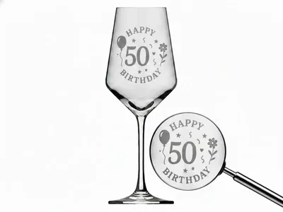 Produktbild von 1x Weinglas Gravur Happy Birthday 50 Geburtstag 350ml spülmaschinenfest für Feiern