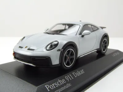 Image de Minichamps 410062074 Porsche 911 Dakar 2022 gris métallisé 1:43