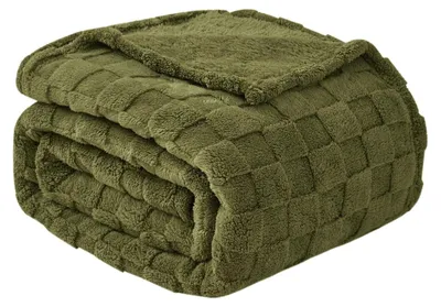 Produktbild von Kuschelige Fleece-Decke 130 x 150 cm in Olivgrün