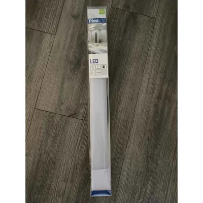Produktbild von Hi Lite LED Unterbauleuchte TRIEST 68,2cm Weiß 15W 1200lm Neutralweiß 4000K mit Schalter & Steckdose