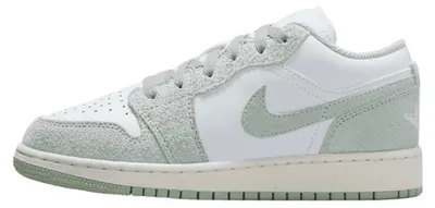 Obrázek produktu pro Boty Nike Air Jordan 1 Low FN9137131