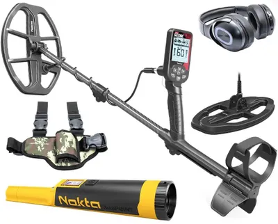 Produktbild von Nokta Triple Score Metalldetektor Pro mit gratis Accupoint und Beinholster
