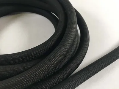 Obrázok produktu pre Čierne okrúhle tesnenie 13 mm s drôtenou šnúrou vo vnútri pre krby 4 m
