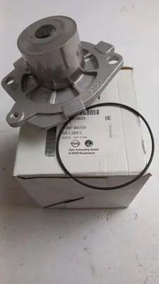 Obrázok produktu pre Originálna vodná pumpa OPEL Astra-H Vectra-C Signum Zafira-B 1.9CDTi 95518855