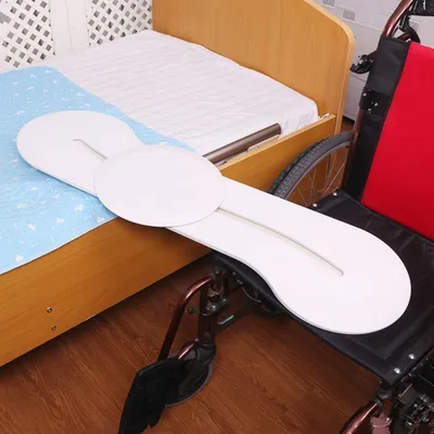 Produktbild von Transferboard für den einfachen Transfer von Rollstuhl zu Bett oder Stuhl
