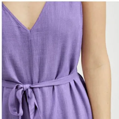 Produktbild von Vila Vinuria Frauen gerade lila Overall für den Sommer L